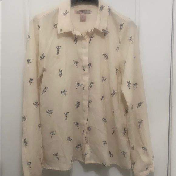 ♦️SOLD♦️SOLD♦️Print Button front shirt - Picture 7 of 8